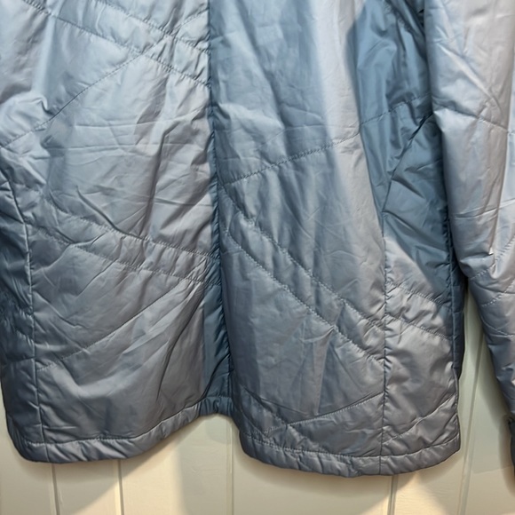 Columbia sportswear company with fur trim - Picture 9 of 12